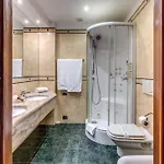Hotel Luna Maggiore Arona Oleggio Castello