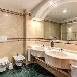Hotel Luna Maggiore Arona 4*