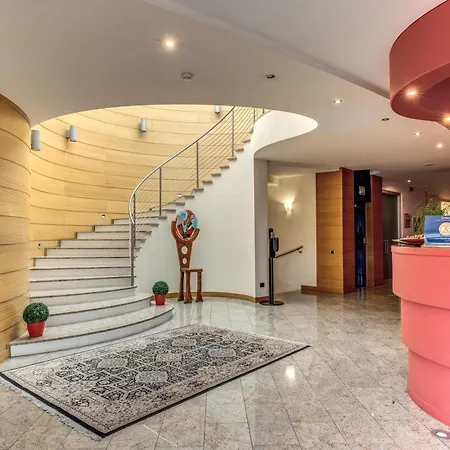 Hotel Luna Maggiore Arona Oleggio Castello