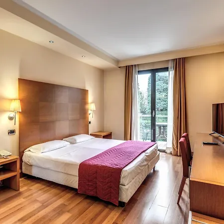 Hotel Luna Maggiore Arona Oleggio Castello