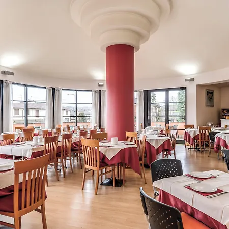 Luna Maggiore Arona Oleggio Castello