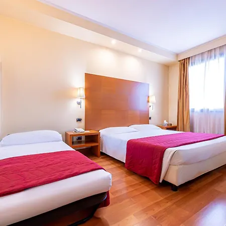 Hotel Luna Maggiore Arona Oleggio Castello