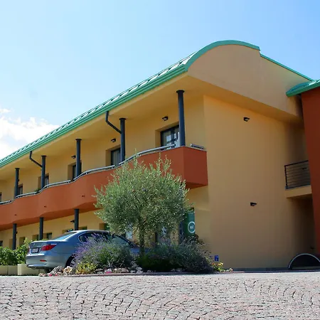 Szálloda Luna Maggiore Arona 4*