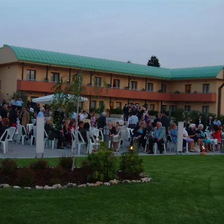 Hotel Luna Maggiore Arona Oleggio Castello