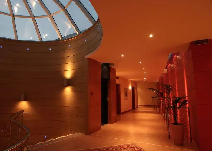 Luna Maggiore Arona Oleggio Castello